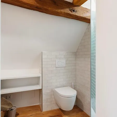 Alte Pfarrhaus Galerie Apartment *