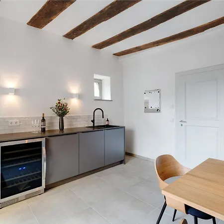 Alte Pfarrhaus Galerie Apartamento *