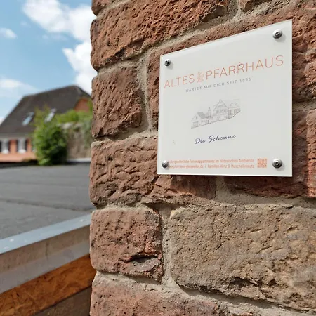 Alte Pfarrhaus Galerie Apartment *