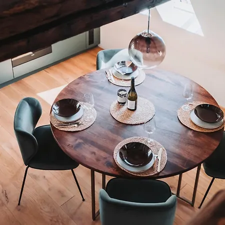 Alte Pfarrhaus Galerie Apartamento *