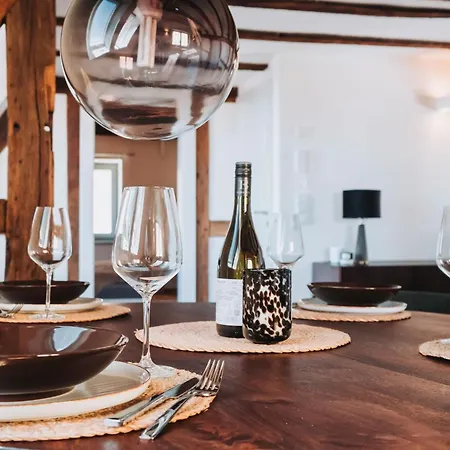 Alte Pfarrhaus Galerie Apartamento Gleisweiler