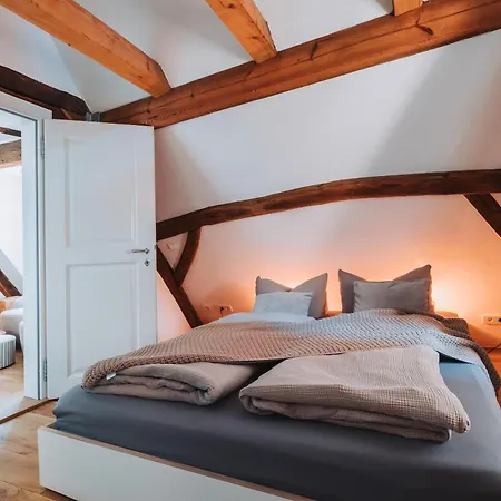 Alte Pfarrhaus Galerie Apartamento