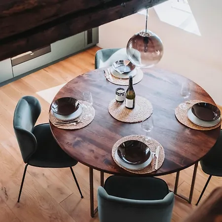 Alte Pfarrhaus Galerie Apartment *