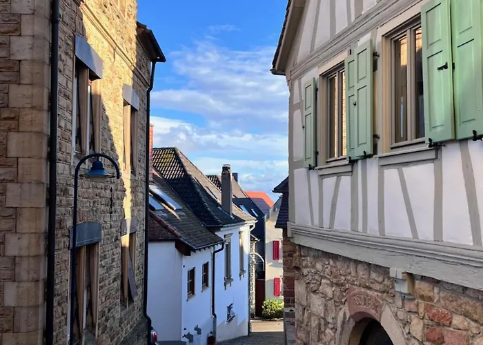 Alte Pfarrhaus Galerie * Gleisweiler